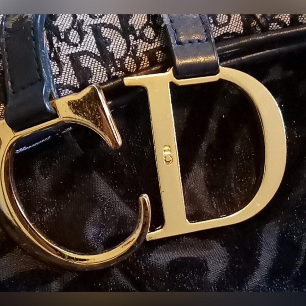 💜 Dior Saddle Bag CD Hardware. Selling for parts only. Lot Broken